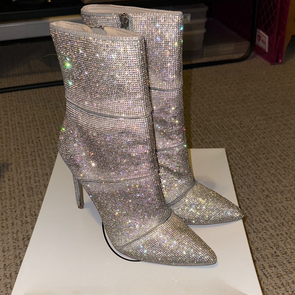Steve Madden Sparkling Silver Heeled Boots Size 9